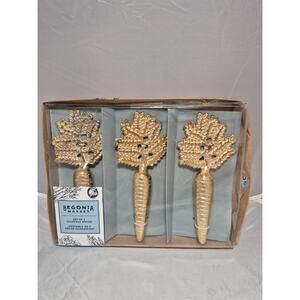 💥 Begonia Market Spring Easter 3-pk Gold Metal Carrots Table Decor 6.75" A3